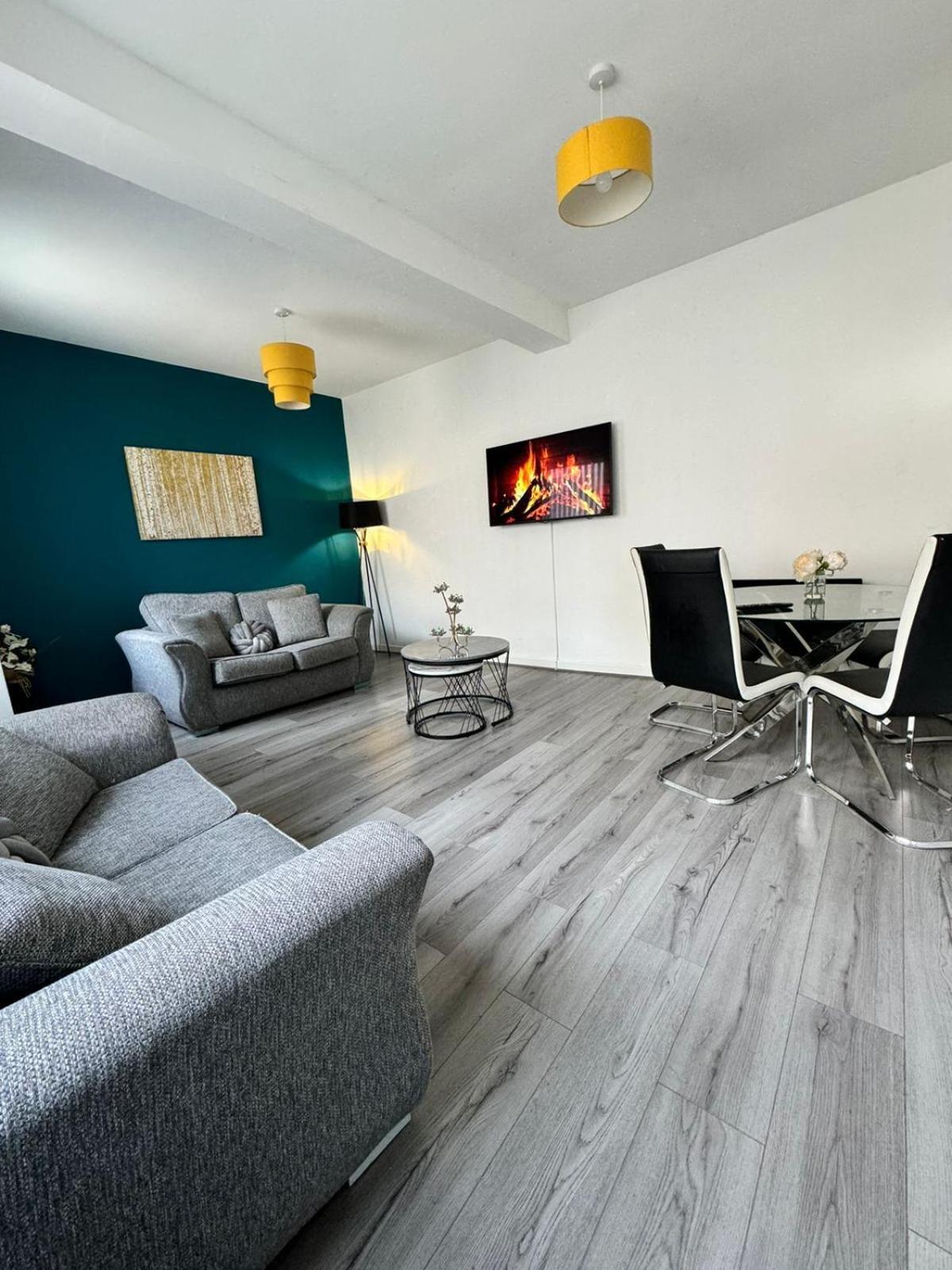The Belmont Suite Sasco Apartments Blackpool Room photo
